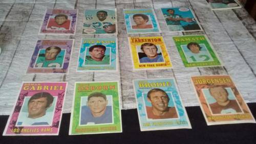 Vintage American football Pin-Ups - 32 cards