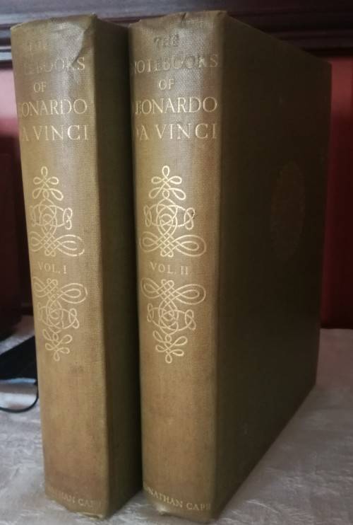 The Notebooks of Leonardo Da Vinci - Volume 1 and 2, Complete set