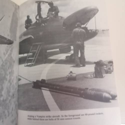 Chimurenga! The war in Rhodesia 1965-1980. Paul Moorcroft/ Peter Mclaughlin