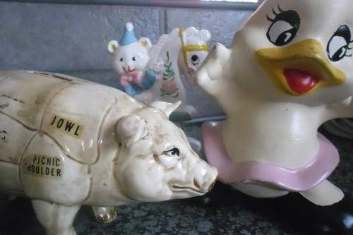 WHAT SAVING VINTAGE MONEY BOXES  FOR COLLECTION COMBO