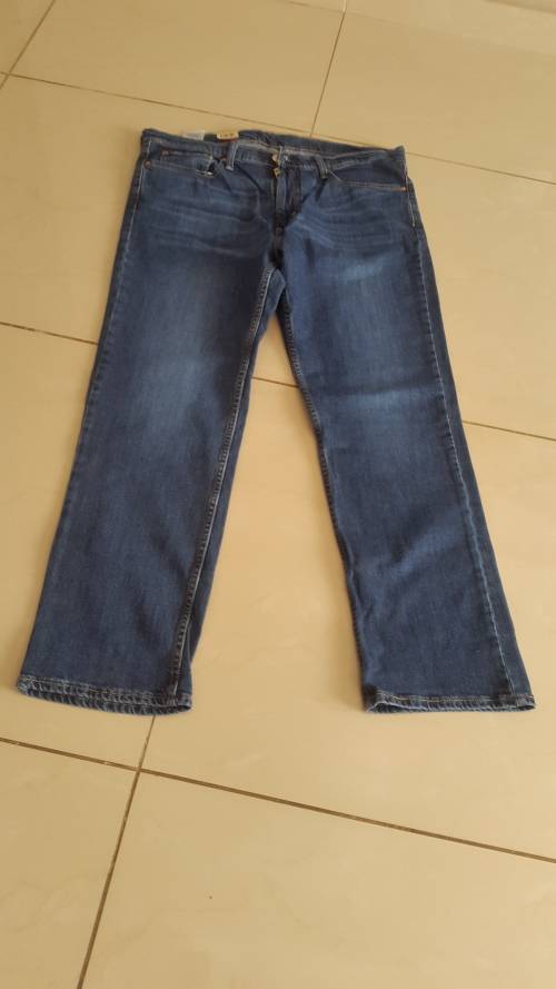 LEVIS JEANS