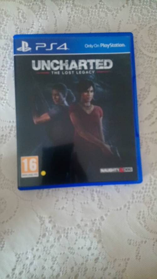 UNCHARTED 4 PS4