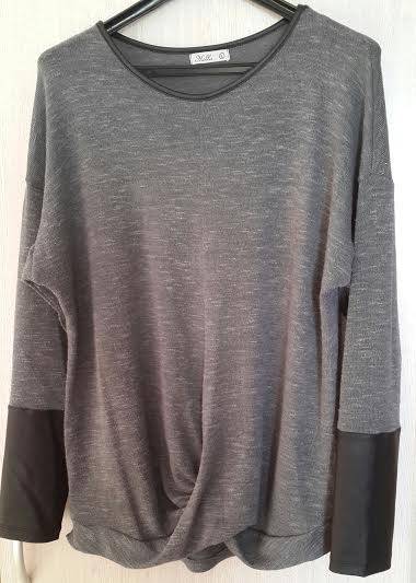 Brand new YDE designer top