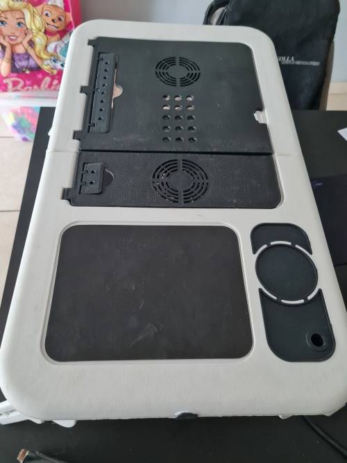 lAPTOP STAND WITH COOLING FANS