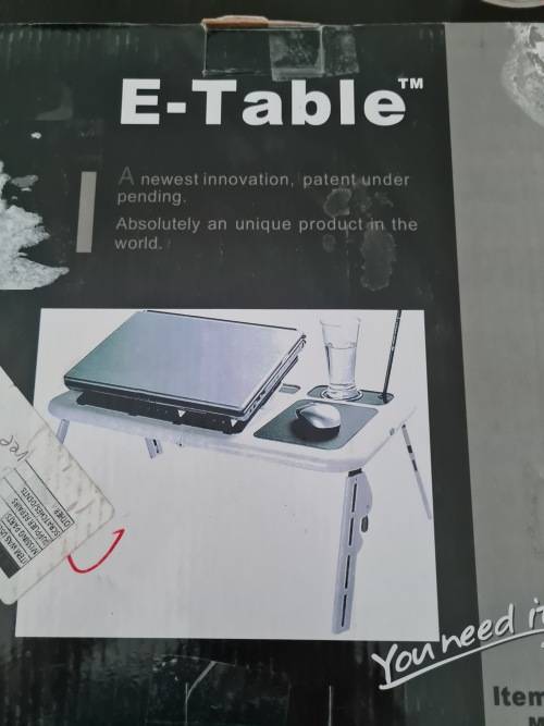 lAPTOP STAND WITH COOLING FANS