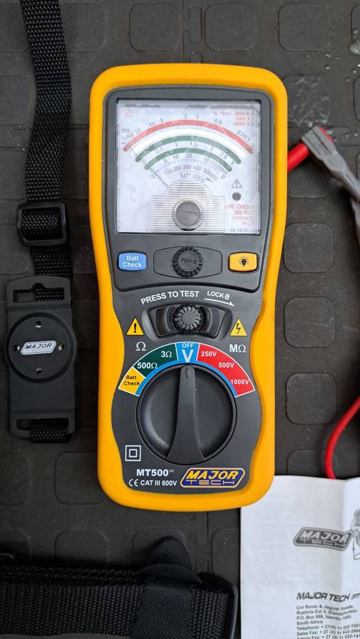 Major Tech MT500 Analogue Insulation Tester