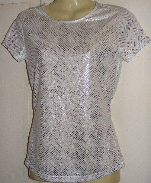 SALE!!!! GORGEOUS WHITE/SILVER TOP (L)