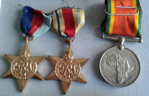 GROUP : WWII & SAP MEDALS