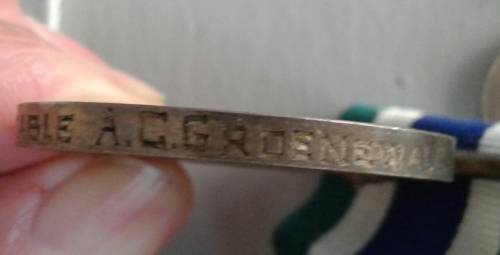 GROUP : WWII & SAP MEDALS