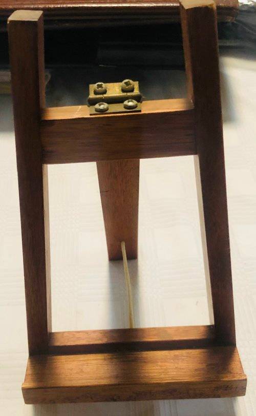 Wooden Mini Art Easel in Excellent Condition