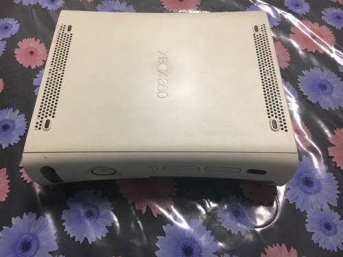 X Box 360 for parts or repairs red ring