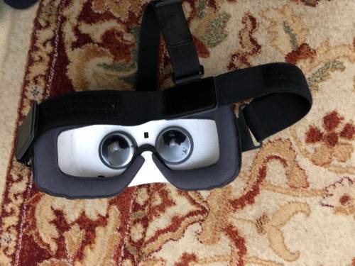 Samsung Gear VR Ocular headset - excellent
