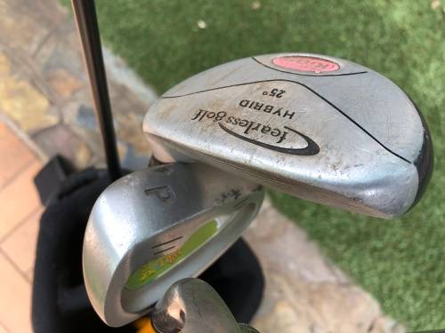 Junior golf clubs with bag - nice
