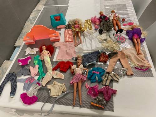 Vintage Barbie and Ken collection with clothes and some furniture - rare - 1960's
