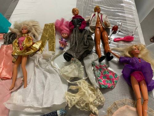 Vintage Barbie and Ken collection with clothes and some furniture - rare - 1960's