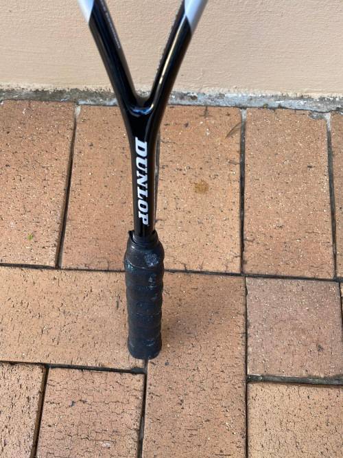 Lovely Dunlop Graphite Composite - amazing racquet