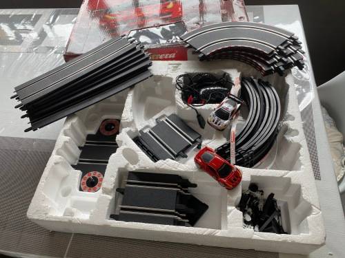 Lovely Ferrari Carrera set