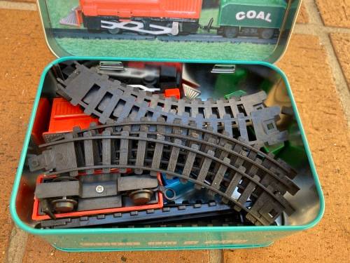 Gift set - Train in a Tine - very nice