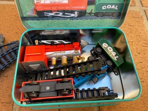 Gift set - Train in a Tine - very nice