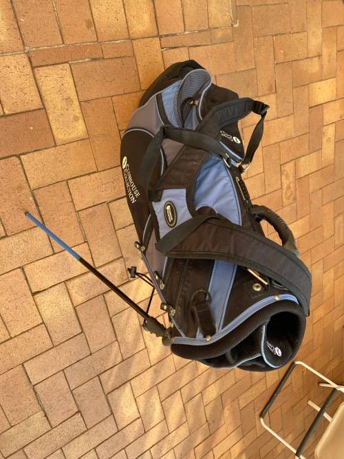 Nice ClubHouse Collection Golf Bag