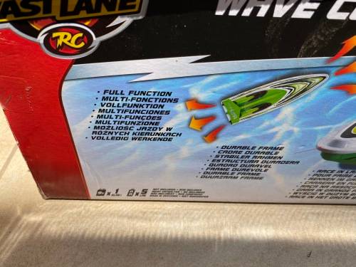 Wave Cutter boxed - Fast Lane with remote