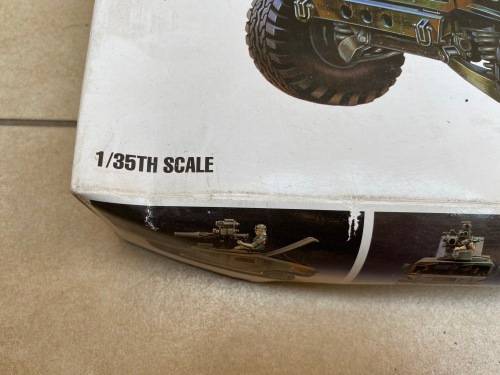 Mass Tow Missile Carrier - parts for model - cheap