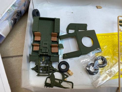 Mass Tow Missile Carrier - parts for model - cheap
