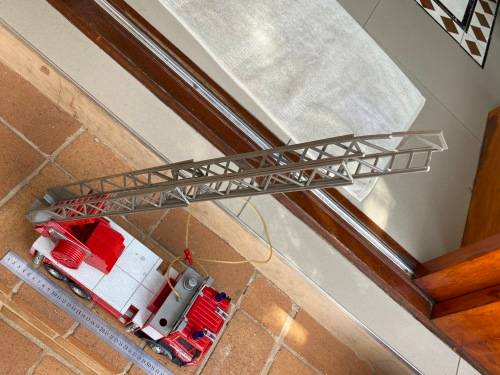Large Fire Engine with sound