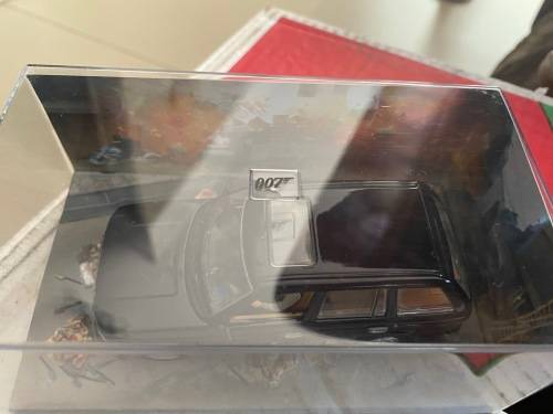 James Bond 007 model - Range Rover - Tomorrow Never Dies