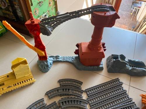 Thomas Train Set with trains, tracks and nice scenery