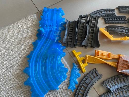 Thomas Train Set with trains, tracks and nice scenery