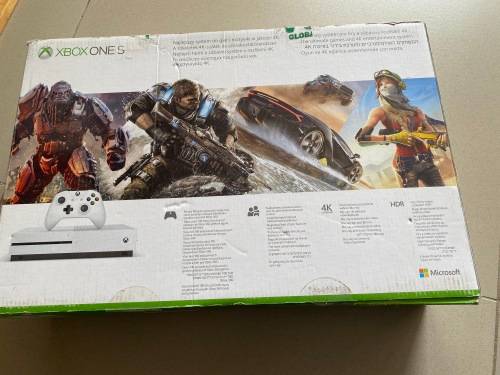 Brand new and sealed XBOX ONE S 1 T - nice