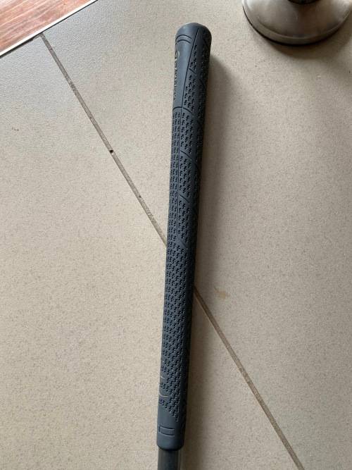 Lovely Taylormade Rescue hybrid club 22 degrees - excellent