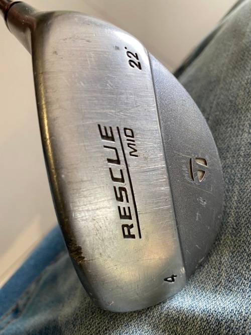 Lovely Taylormade Rescue hybrid club 22 degrees - excellent