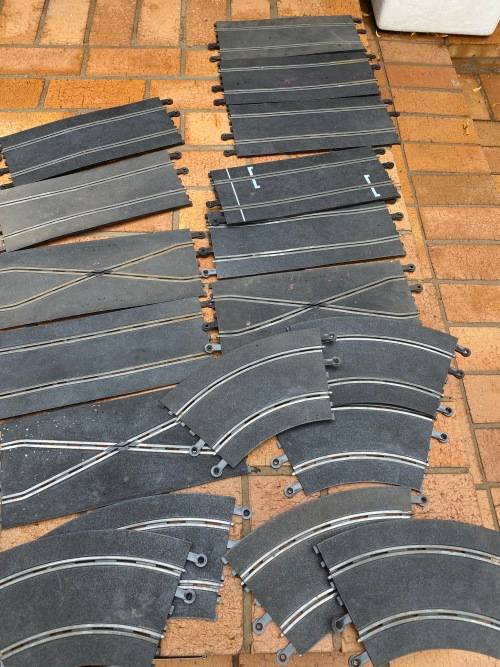 Nice set of scalextric tracks - cheap - see pics