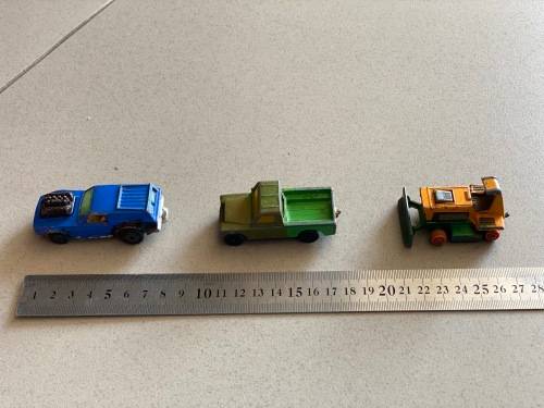 3 x vintage cars matchbox and corgi - excellent