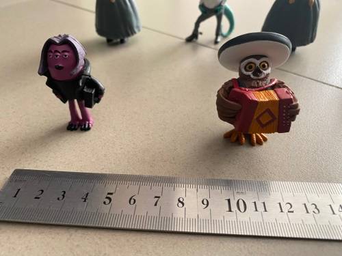 Lovely set of Ratatouille figures x 10