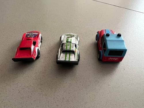 3 x slotcars for spares or repair