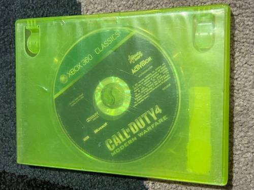 Call of Duty 4 Modern Warfare - Xbox 360