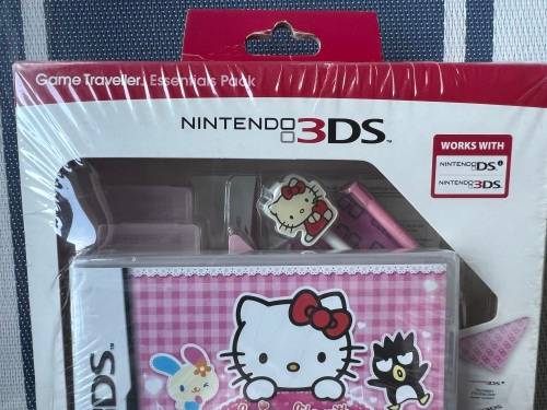 Brand new 3DS Hello Kitty double pack - game and case and accessory set
