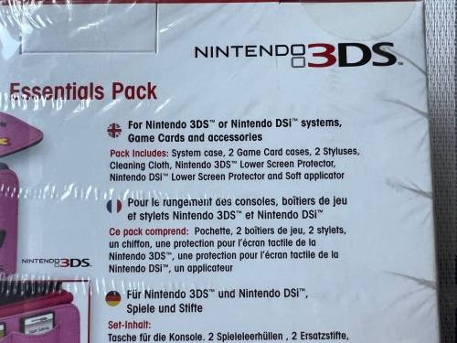 Brand new 3DS Hello Kitty double pack - game and case and accessory set