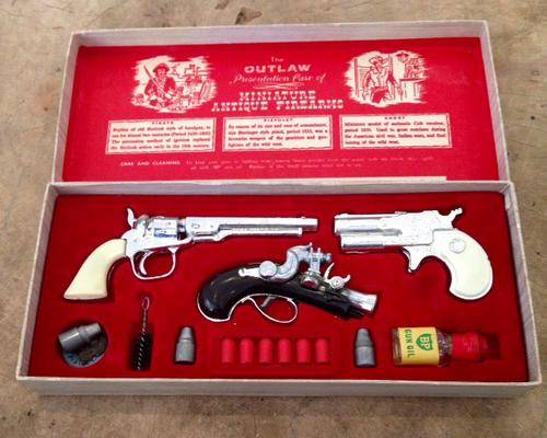 presentation Case of Miniature Antique Firearms By B.C.M. Company(Derby) LTD England