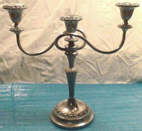 A Very old Vintage 3 Candle Candlestick Silver Plated " IANTHE of England" for that romantic evening