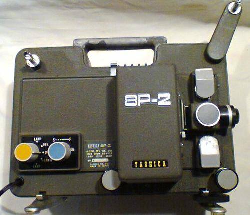 A Old BEAUTIFUL, Vintage ' YASHICA' BP-2 Projector complete and operational.
