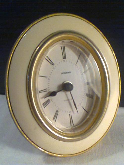 A Vintage Quartz  Dressing Table "STAIGER" Clock. Keeps time Ok & in Very Neat Condition