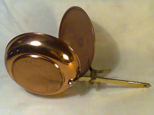 Hand Beten copper Butlers serving handled condiment holder from around the1940's & in good condition