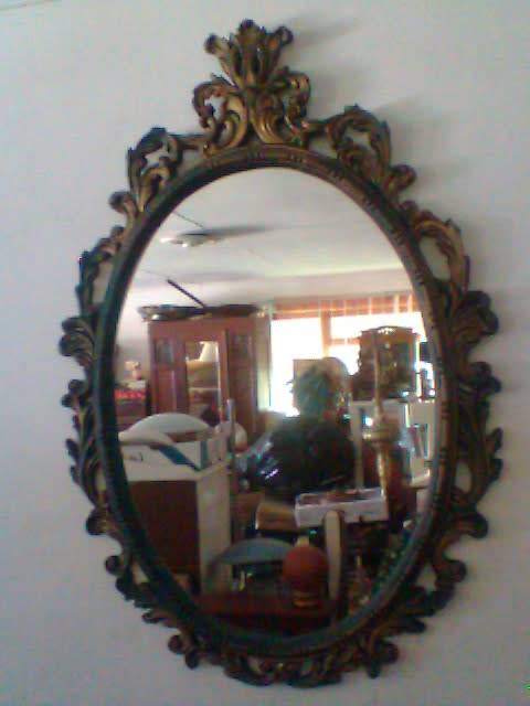 Old Rococo style Gilt Vintage Framed Oval Mirror Size:925mm T x 625mm Wide.In used Second hand Order