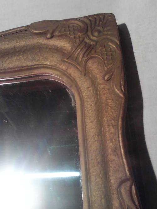 For Display. A Old Victorian Gold Gilt Vintage Frame With Mirror. Size:645mm T x 445mm Wide.