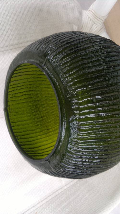 1950 vintage Art Deco style Retro ribbed frosted lush Green ball shaped heavy glass ceiling lamp.