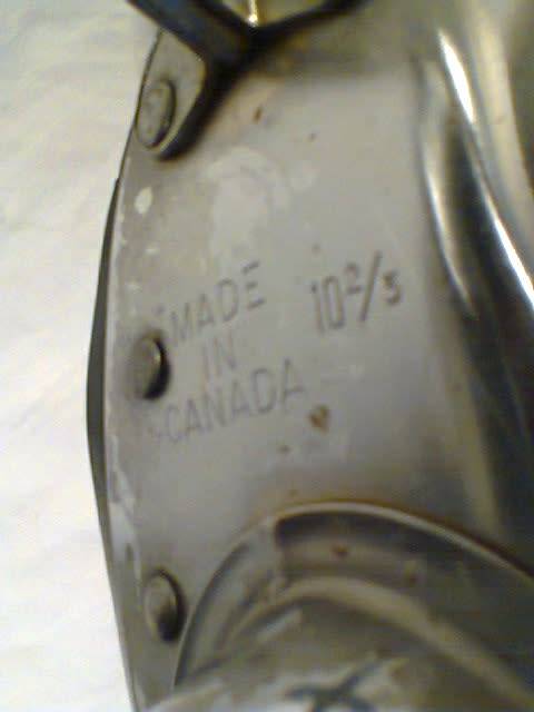 Man cave Sport memorabilia , Old senior Ice Hockey Skating Boots . (CCM 102/3" ) made in Canada